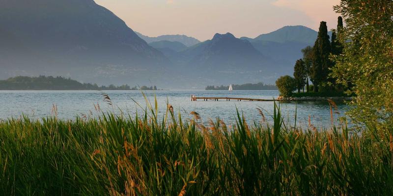 三维五轴激光切割机：汽车覆盖件模具修边与冲孔的金属加工革命